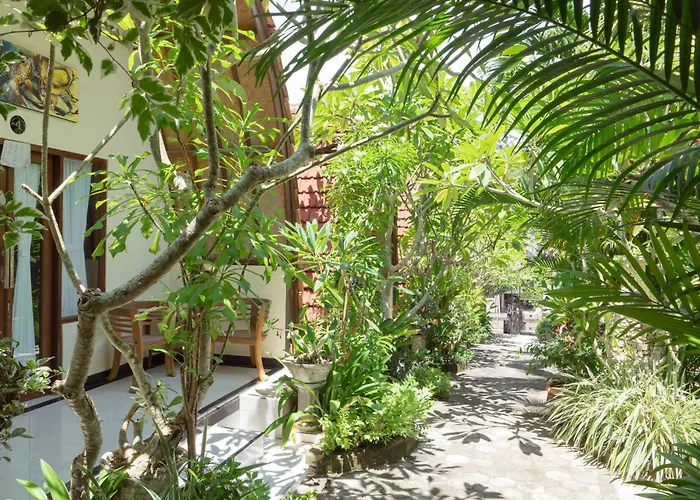 Ratu By Ourstory Travels Ferienpark Batununggul